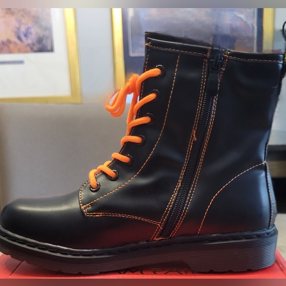 Utility/Work Boots - Picture 5 of 8